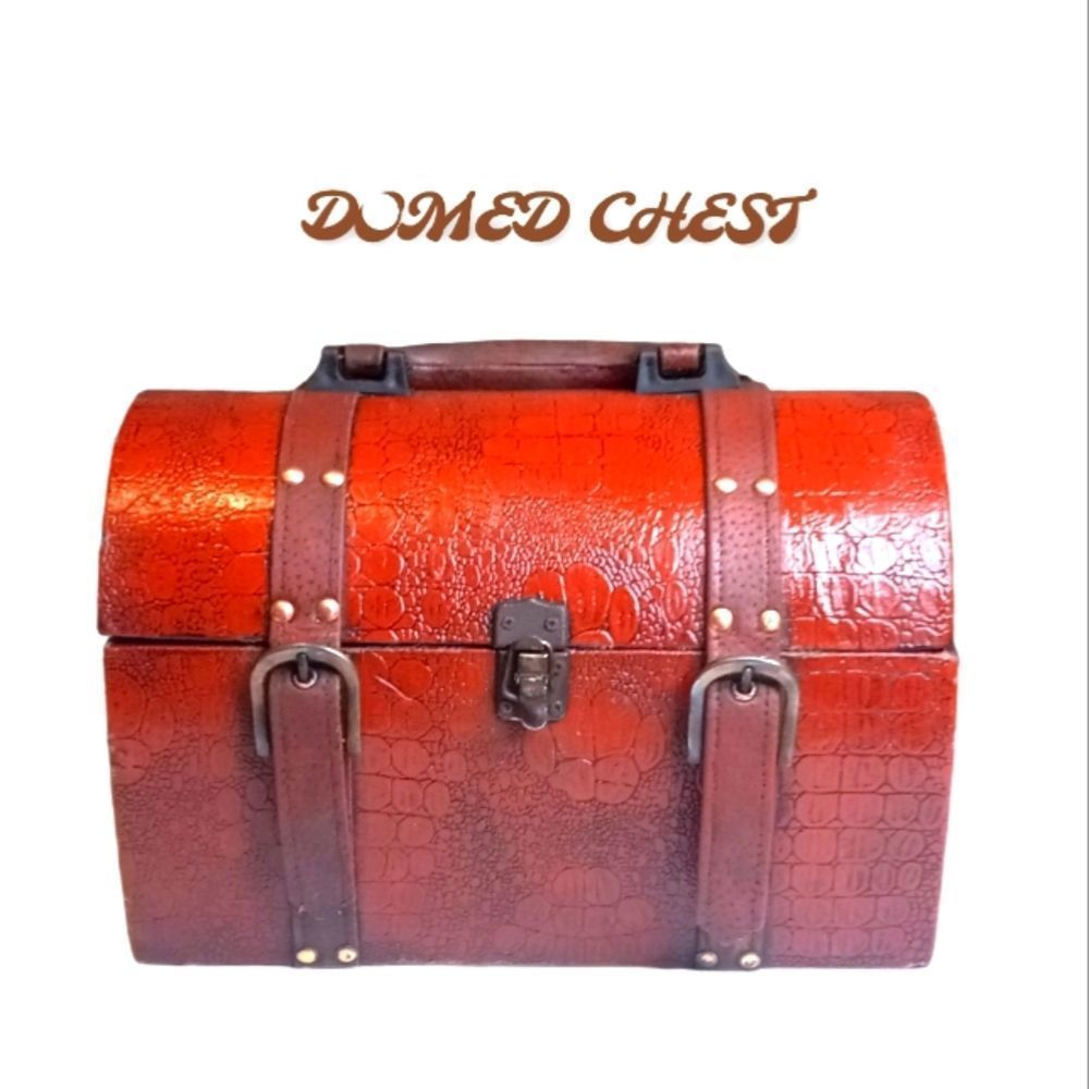 Antuiqe crocodile embossed leather domed chest cherry leather+red velvet linning